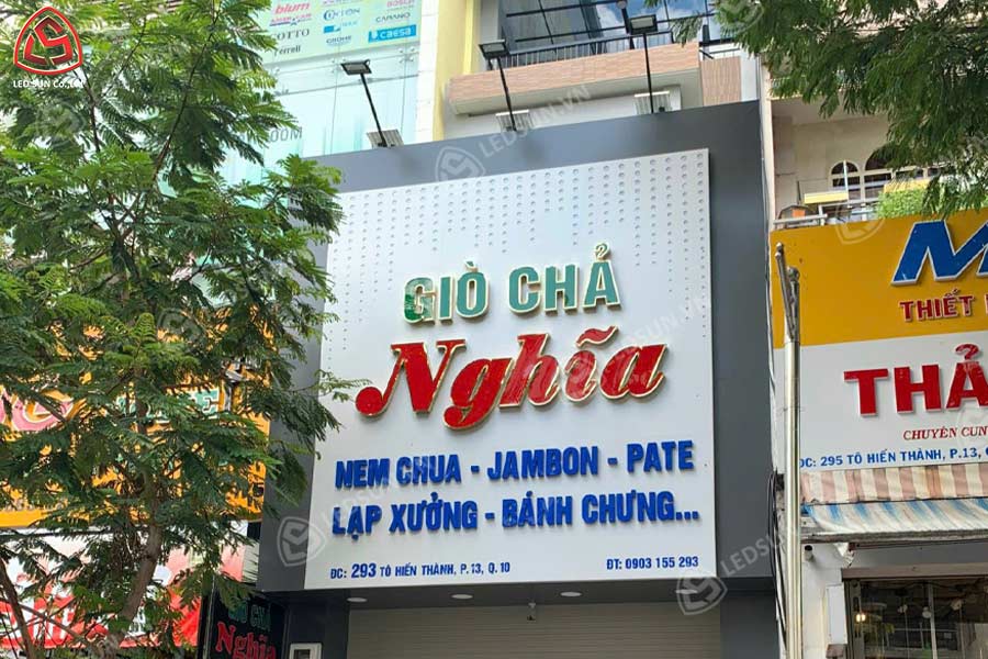 bảng hiệu alu chữ inox