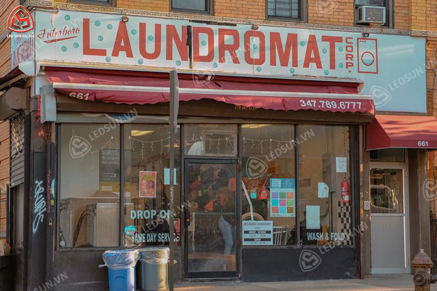 bảng hiệu giặt sấy bạt hiflex