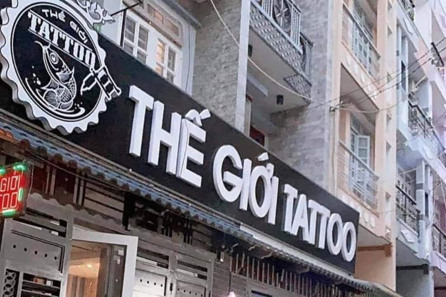 bảng hiệu tiệm xăm