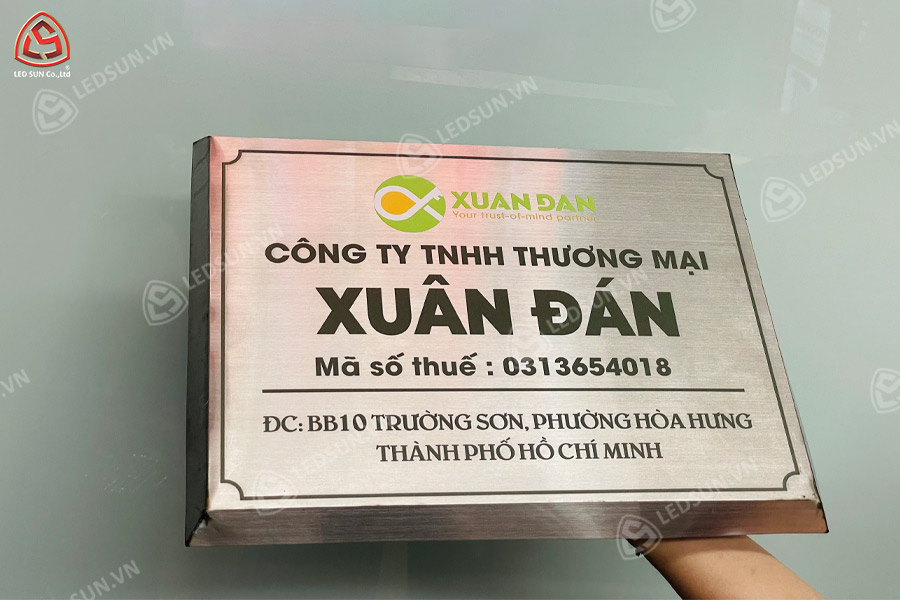 Làm biển hiệu công ty quận 7